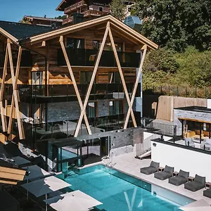 **** Hotel Glemm By Avenida Superior & Residences Austria